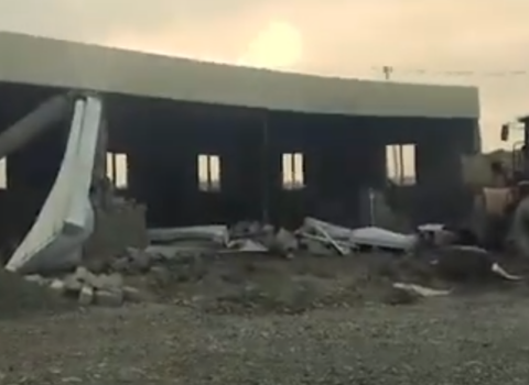 Tərtərdə qanunsuz tikili söküldü – Video