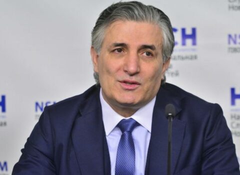 Dələduzluqda ittiham olunan azərbaycanlı keçmiş vəkilin işi üzrə istintaq başa çatdı