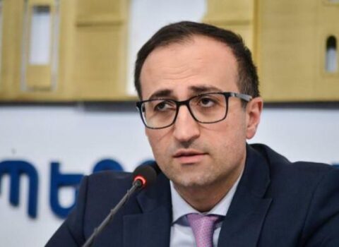 “Bakıya gedərsinizmi” sualına Nikolun deputatının cavabı