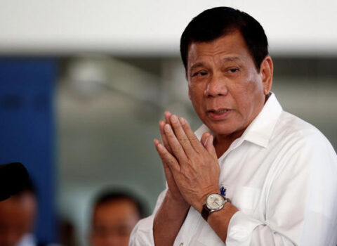 Duterte hava limanında saxlanıldı