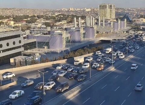 Bakının bir sıra yollarında tıxac yarandı