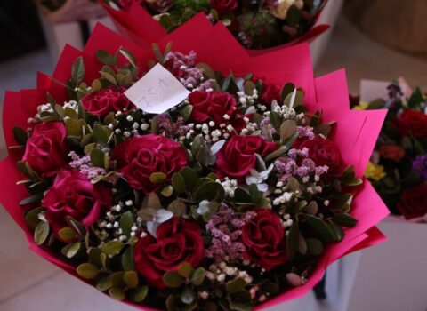 8 Mart ərəfəsində gül bazarında VƏZİYYƏT