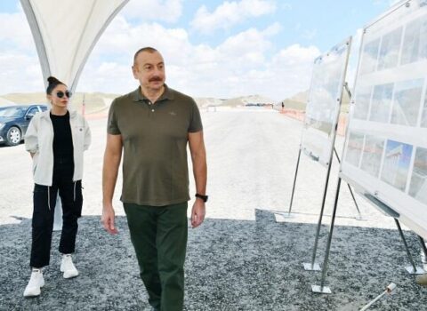 Prezident və xanımı Suqovuşanda məscidin açılışında iştirak etdilər