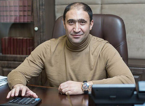 İlqar Hacıyev 17 milyonluq dələduzluqda ittiham olunur – Bu tarixdə prokurorluğa çağırılır