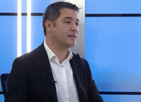İmamoğlunun mətbuat katibinin saxlanılma anı – VİDEO