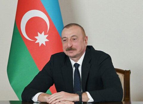 Prezident İlham Əliyev Azərbaycan qadınlarını təbrik etdi