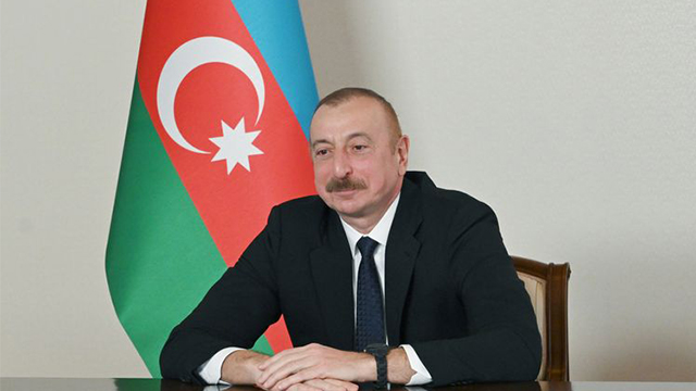 Prezident İlham Əliyev Azərbaycan qadınlarını təbrik etdi Prezident İlham Əliyev Azərbaycan qadınlarını təbrik etdi