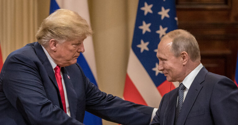Putin kilsədə Trampa dua edib, hədiyyə göndərib – İlginc hekayə Putin kilsədə Trampa dua edib, hədiyyə göndərib – İlginc hekayə
