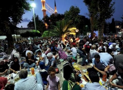 Qayda dəyişir: 2030-cu ildə 2 dəfə oruc tutacağıq