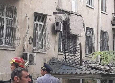 Bərdədə dağıntıların altından xilas edilən qadının vəziyyəti açıqlandı