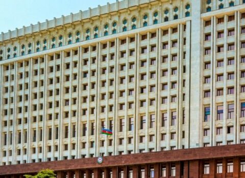 Əfv Komissiyasının iclasında 400-dən çox müraciətə baxıldı