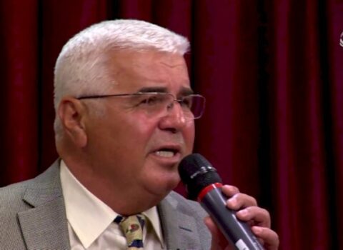 “İnsanın peşəsi olmalıdır, müğənnilik peşə deyil” – Keçmiş müğənni