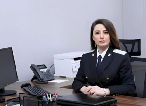 Xızıda xanım prokuror qəzaya düşdü
