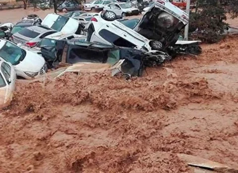 İranda dəhşətli sel ciddi fəsadlar törətdi