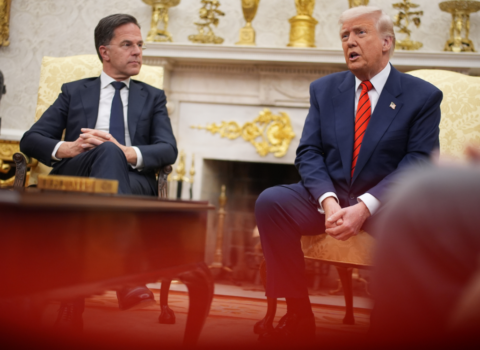 Tramp Putinlə danışmaq istədiyini deyir