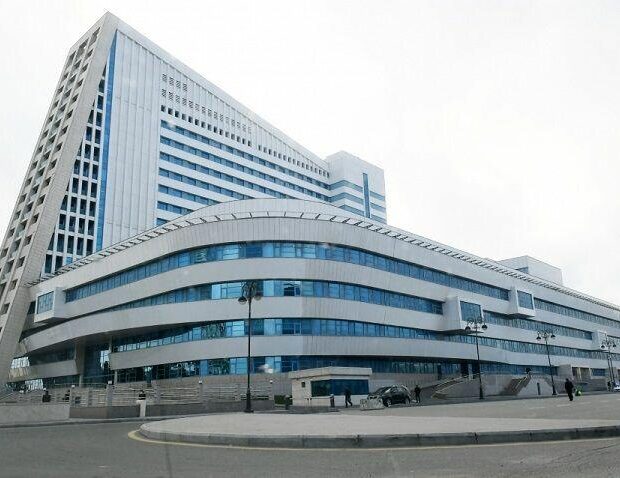 Yeni Klinikanın direktor müavini işdən çıxarıldı