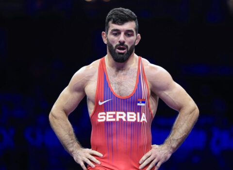 Dünya çempionuna ağır CƏZA