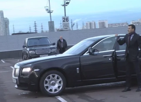 Emin Ağalarov “Rolls-Royce”u ilə qəzaya düşüb – VİDEO
