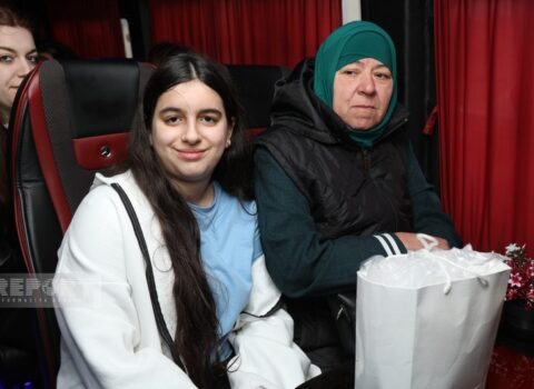 Ağdamın Sarıcalı kəndinə növbəti köç karvanı yola salındı