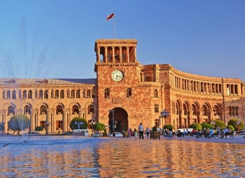 Arakelyandan XƏBƏRDARLIQ: “Ermənipərəst hökumət formalaşmalıdır, əks halda…” 