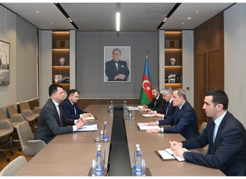 Ceyhun Bayramov Moldova XİN-in dövlət katibini qəbul etdi
