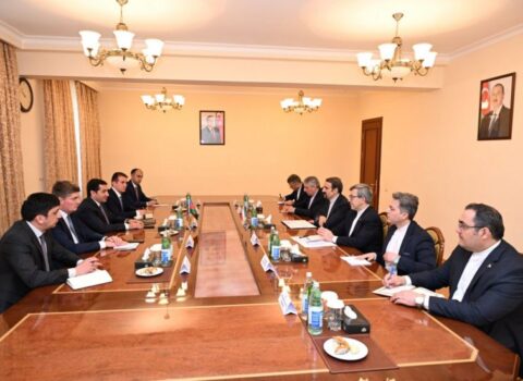Hikmət Hacıyev İran Prezidentinin müşaviri ilə regional məsələləri müzakirə etdi