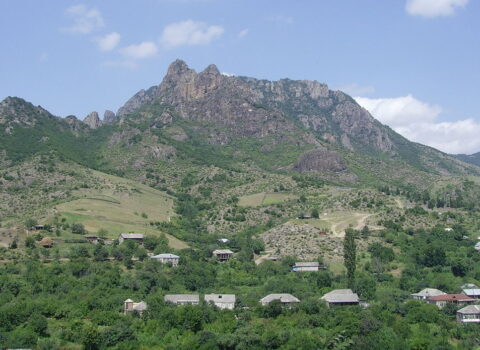 Geniş ərazidə hazırlıq gedir: Bu yerlər Azərbaycana veriləcək – Kazaryan