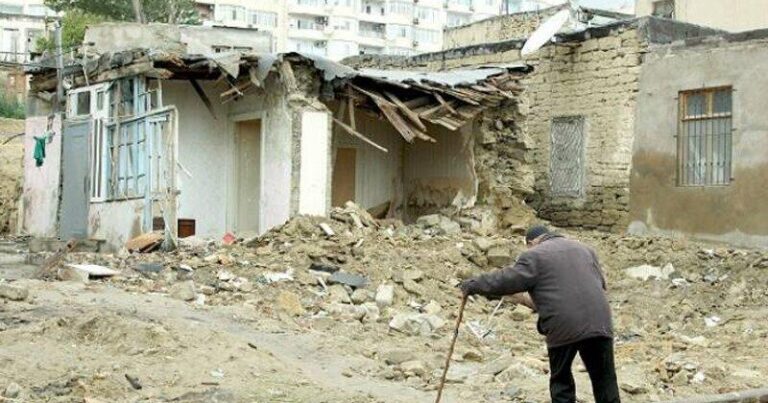 Kubinkada nə baş verir? – Sakinlər etiraz edir Kubinkada nə baş verir? – Sakinlər etiraz edir
