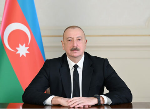 İlham Əliyevi təbrik etdi