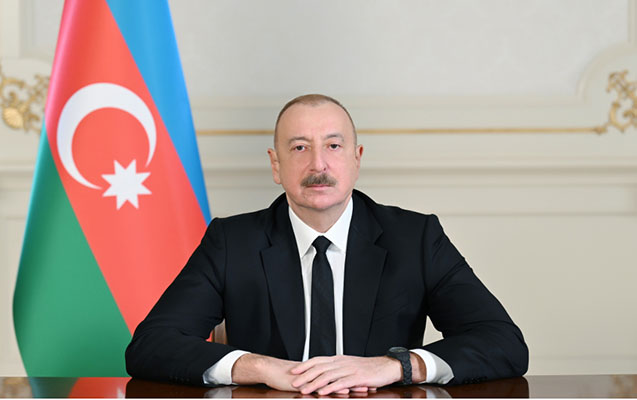 İlham Əliyevi təbrik etdi İlham Əliyevi təbrik etdi