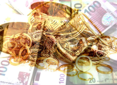 Qızıl ucuzlaşır, dollar isə bahalaşır: Bəs manatı nələr gözləyir? 