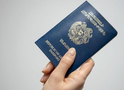 Bu ermənilərin pasportlarında doğum yeri Azərbaycan yazılır
