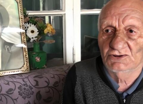 Şəhid atasını aldadaraq pulunu oğurladılar – VİDEO