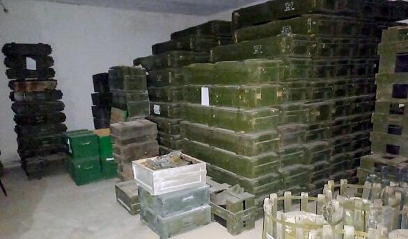 Azıx mağarası işğal zamanı silah anbarı olub… Azıx mağarası işğal zamanı silah anbarı olub…