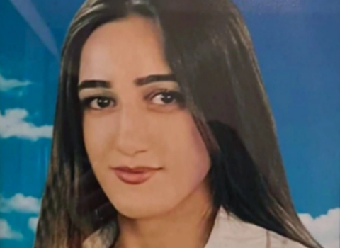 Toya getmək istəməyən bacısını boğub öldürdü: Bakıda tələbə qızın qətlə yetirildiyi evdən – FOTOLAR