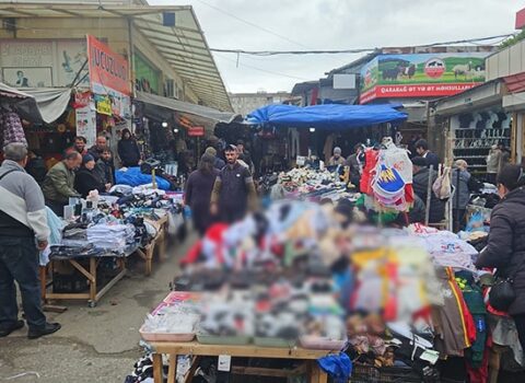 “Vosmoy” bazarının ətrafında küçə ticarəti yığışdırıldı – FOTOLAR