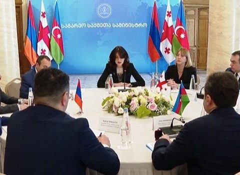 XİN başçılarının müavinləri görüşdü