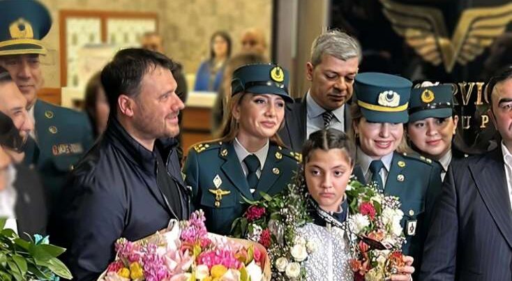 Əminə Əliyeva Bakıda belə qarşılandı – FOTO