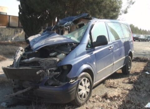 Yük avtomobili ilə mikroavtobus toqquşdu – Xəsarət alanlar var