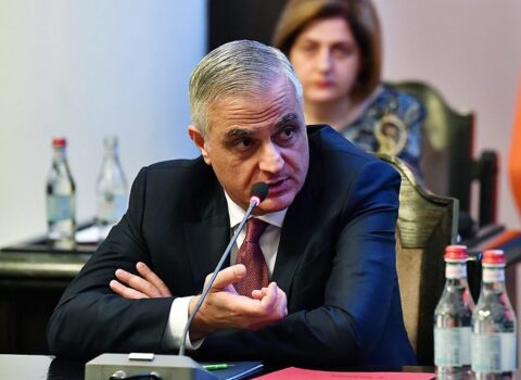Qriqoryan: İrəvan və Bakı sərhədlərin delimitasiyası məsələsi üzrə dialoqu davam etdirir