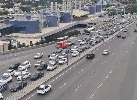 Bakının tıxaclı yolları açıqlandı – SİYAHI