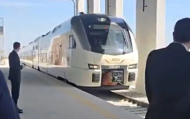 Hikmət Hacıyevdən Bakı-Ağdam qatarı ilə bağlı paylaşım – Video