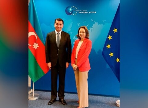 Hikmət Hacıyev Aİ-nin Xarici Fəaliyyət Xidmətinin baş katibi ilə görüşdü