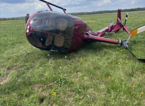 Rusiyada helikopter sərt eniş etdi