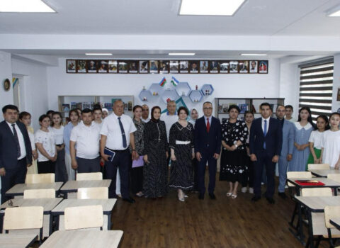 Özbəkistan universitetində Seyid Əzim Şirvani adına auditoriya açıldı