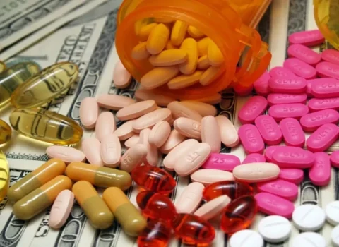 Azərbaycanda əczaçılıq məhsullarının istehsalı 55% artdı