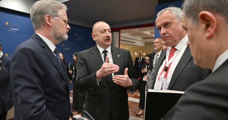 Prezident İlham Əliyev Albaniyada bir sıra görüşlər keçirdi