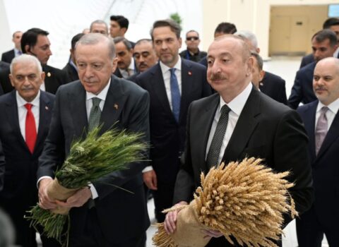Laçında sarı və yaşıl mesaj: Əliyev nöqtəni qoydu, Ərdoğan prosesi başlatdı