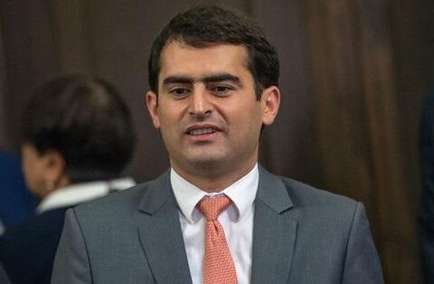 Ermənistan parlamentində vitse-spiker deputatla dalaşdı
