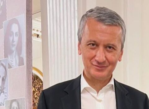 Azər Qasımovun xanımı işdən çıxdı